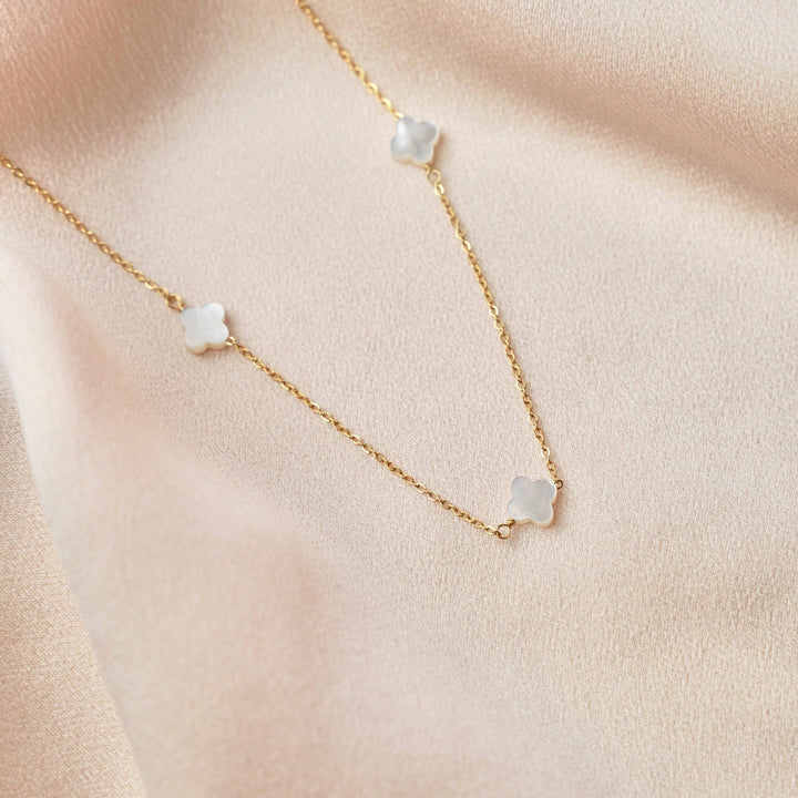 Mother-of-Pearl Clover Pendant Necklace