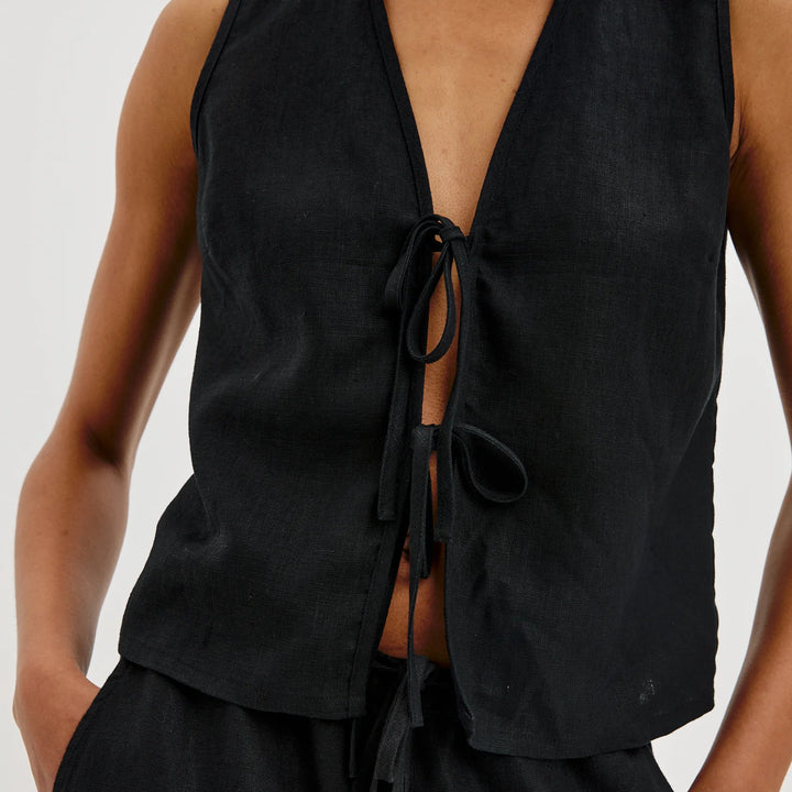 Black Oregon Top