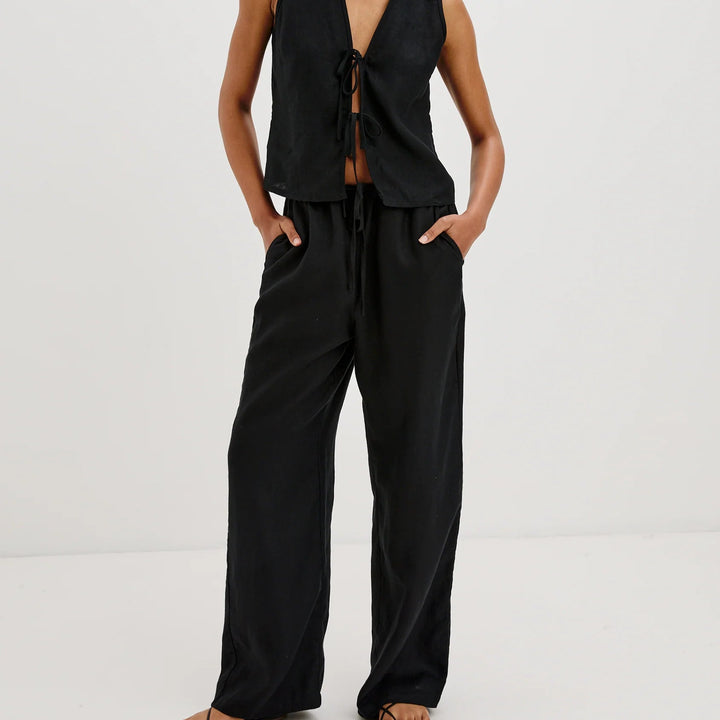 Black Oregon Top