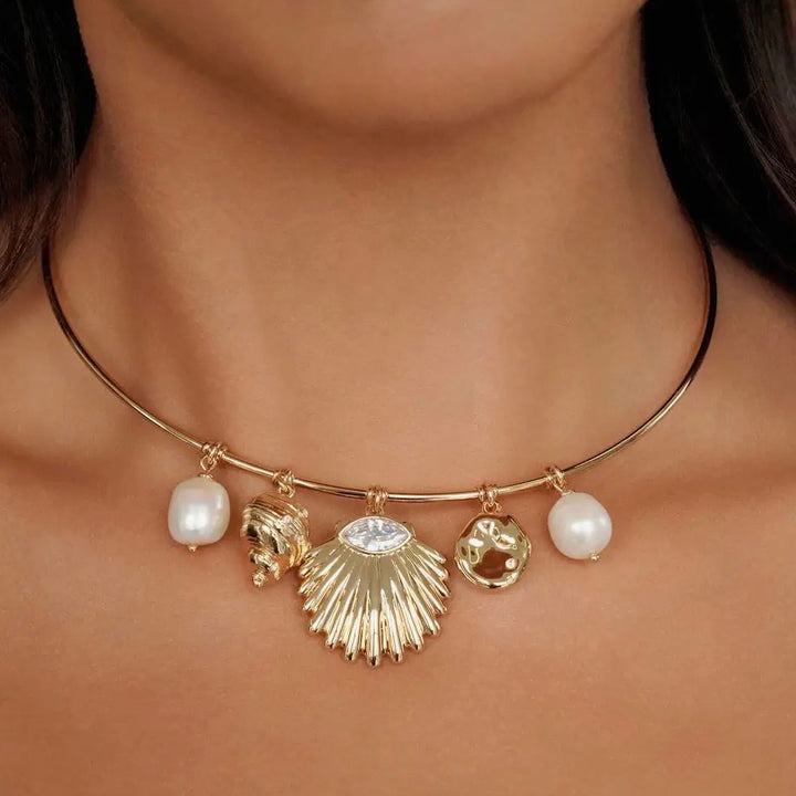 Gold Endless Shores Necklace