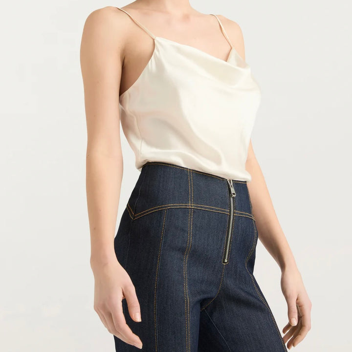 Ivory Marta Cami