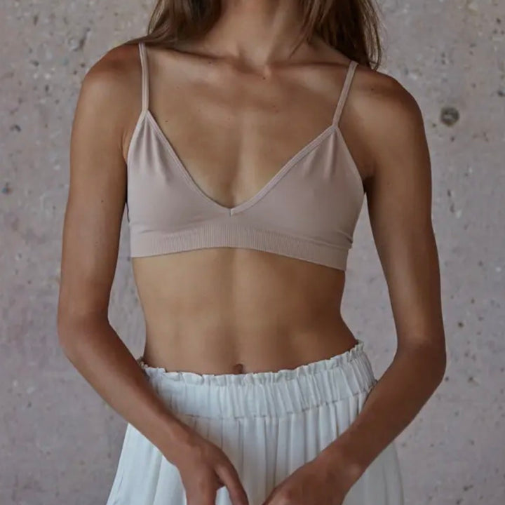 Seamless Ribbed V-Neck Strap Bralette