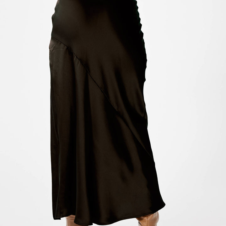 Black Manhattan Skirt