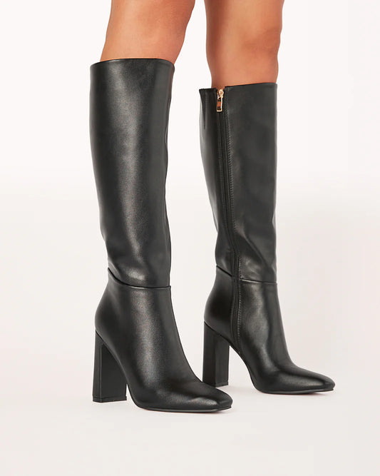 Black Nakoa Boot