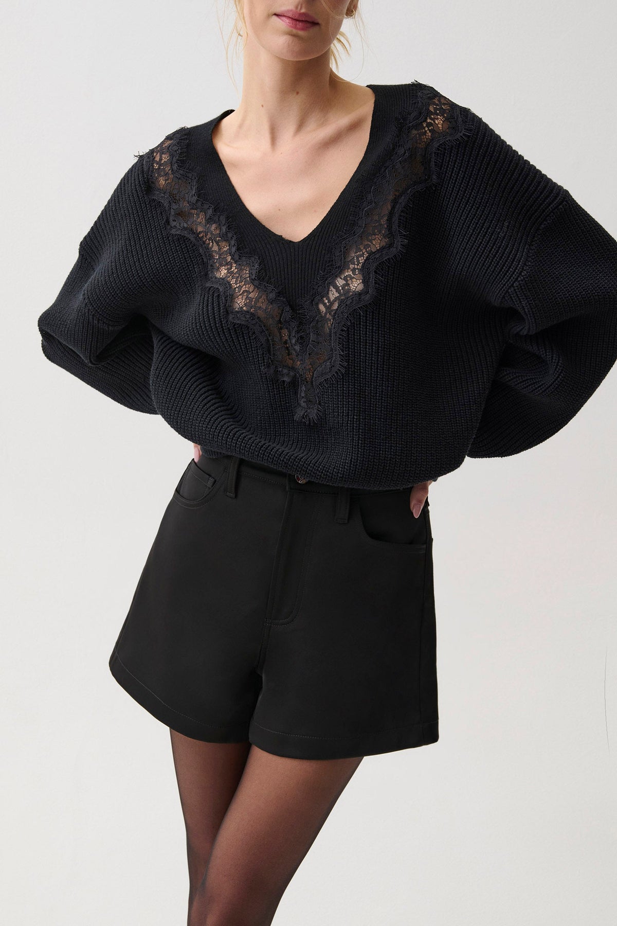 PISTOLA Saige short in black sateen, close front