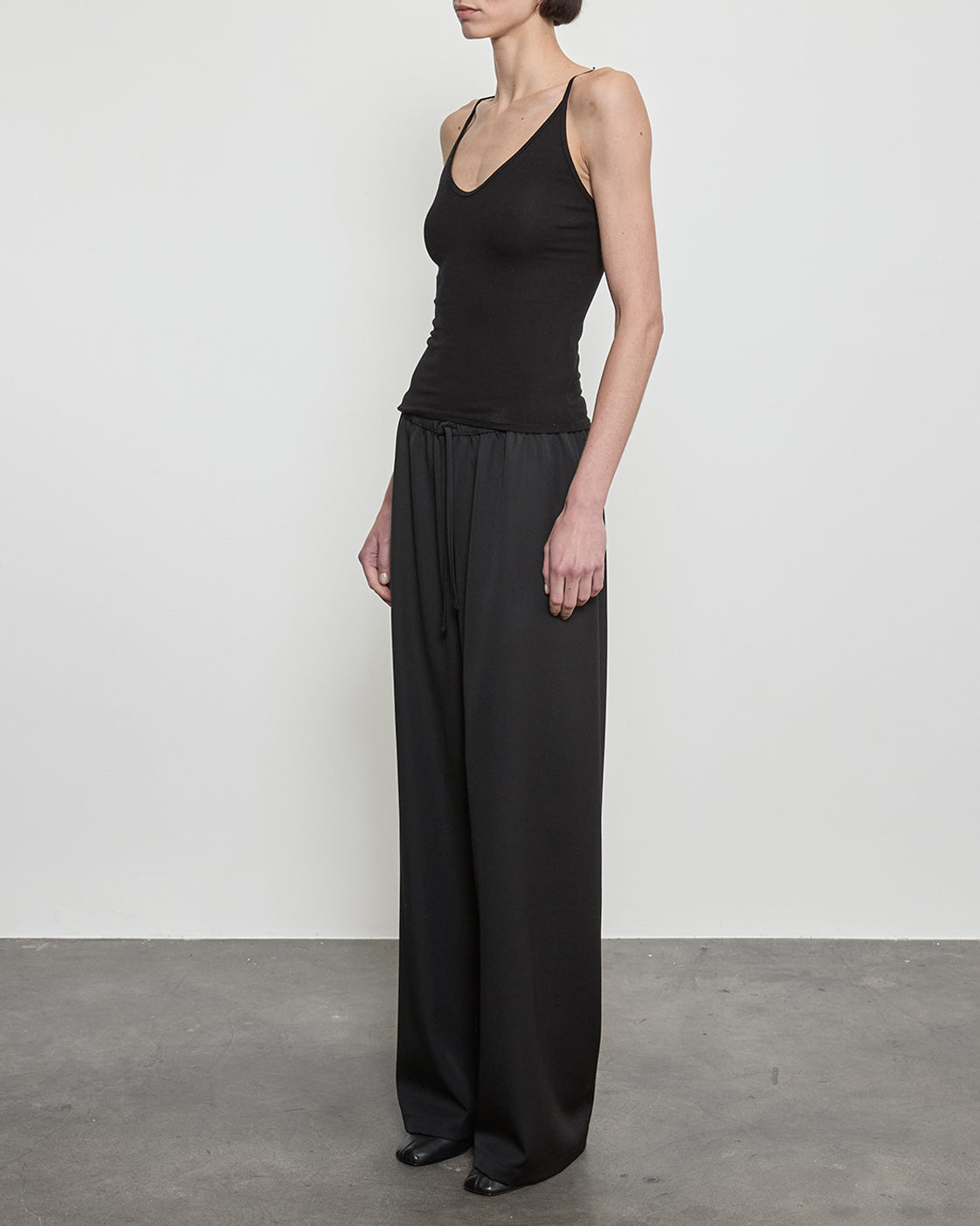 Black Fluid Silk Rib Cami side